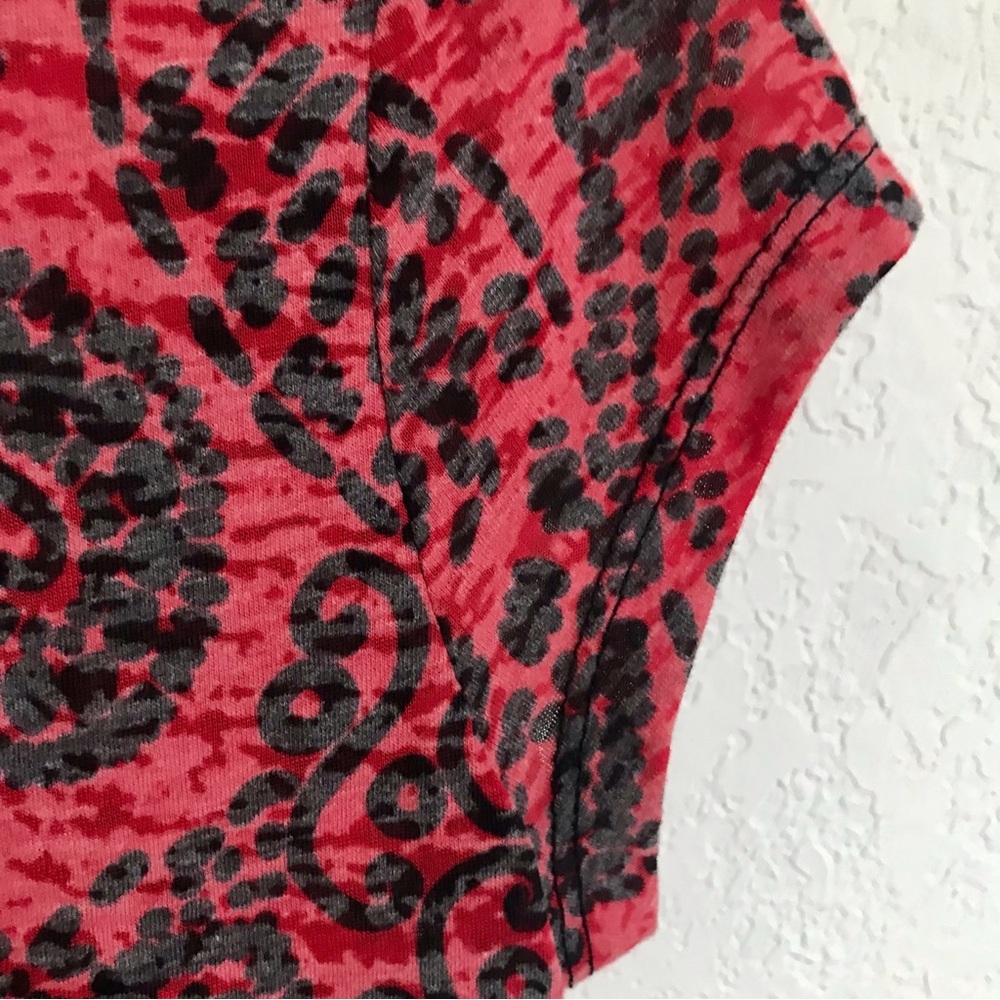 INC International Concepts Red Graphic V-Neck Tee Red and Black Medium Burnout - Picture 7 of 9